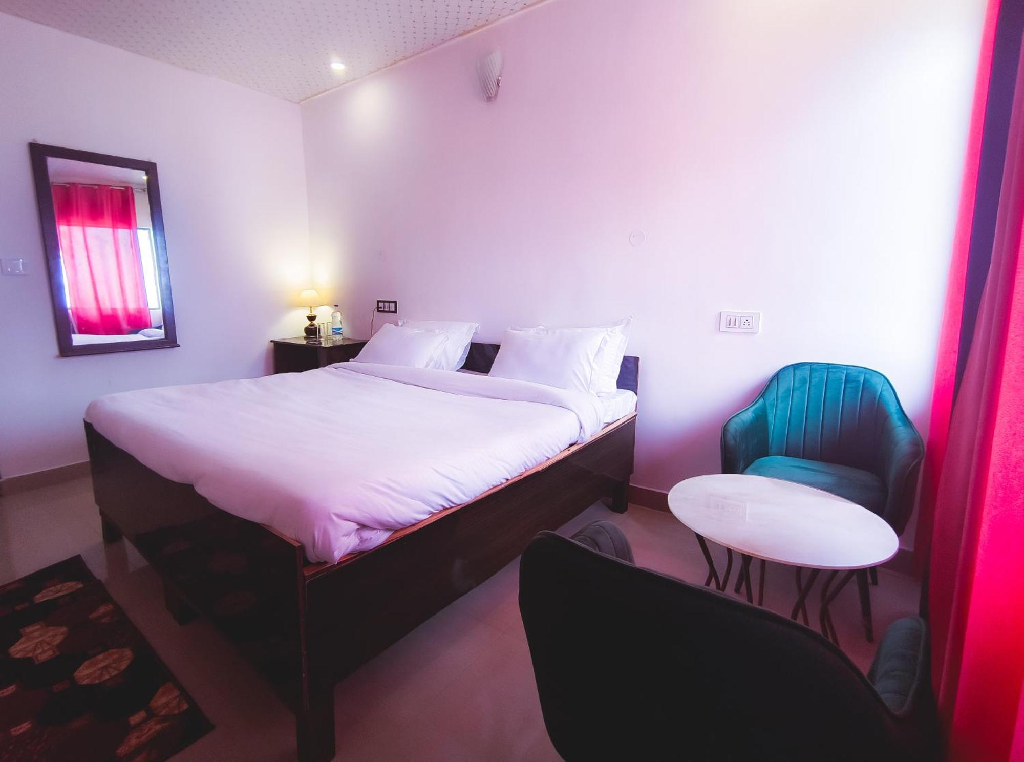Haut Monde King'S Paradise Resort Kanatal Dış mekan fotoğraf